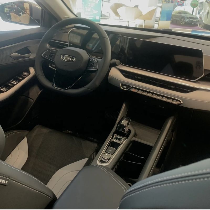 2022 Geely BINGRUI 1.5T DCT FLUXE EDITION Left Hand Drive Geely Cars with Consumption
