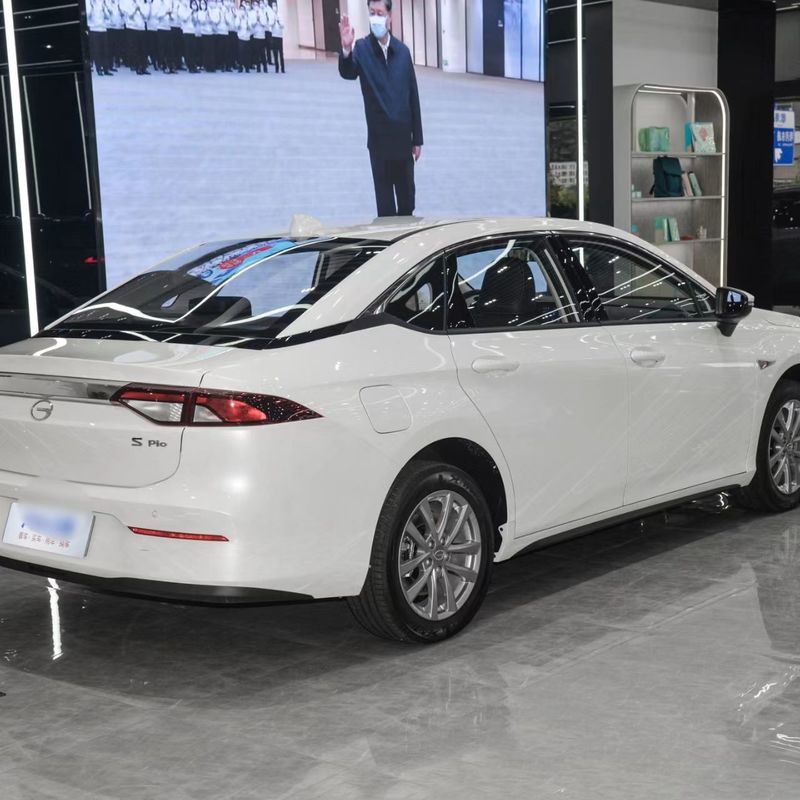 Guangqi AION S 2023 530 48.67kwh -Made Compact SUV with Front Disc Rear Disc Brake System