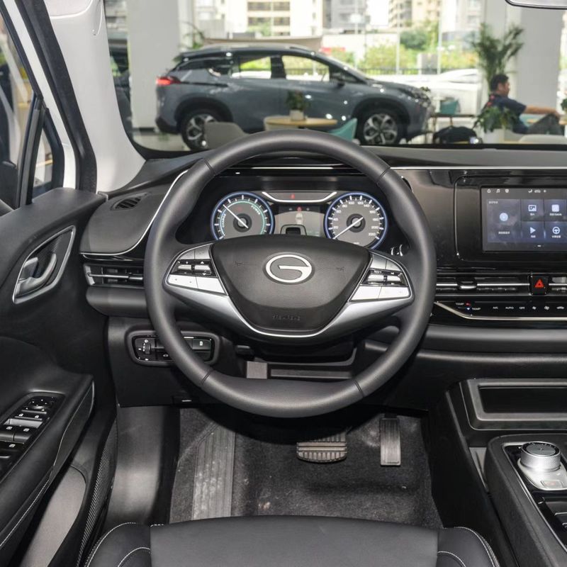 Guangqi AION S 2023 530 48.67kwh -Made Compact SUV with Front Disc Rear Disc Brake System