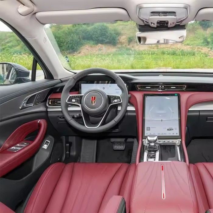 2024 5-Seater Gasoline Car Hongqi H5 with 4-Cylinder 169hp Engine and Leather Seats