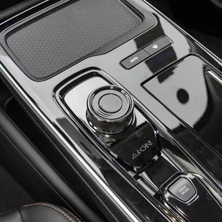 2023 Guangqi AION S plus 70 Electric Car Compact SUV 4 Doors 5 Seats Production Plant